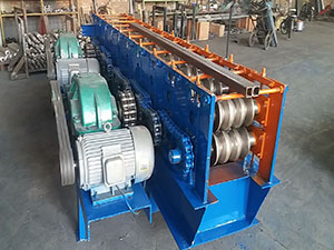 圓管壓方管機械